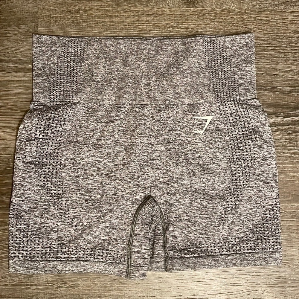GYMSHARK biker shorts